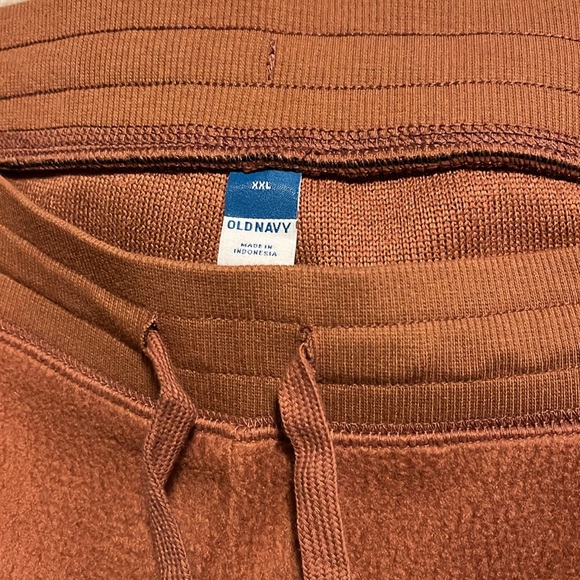 Old Navy Jogger Sweatpants - Picture 3 of 4